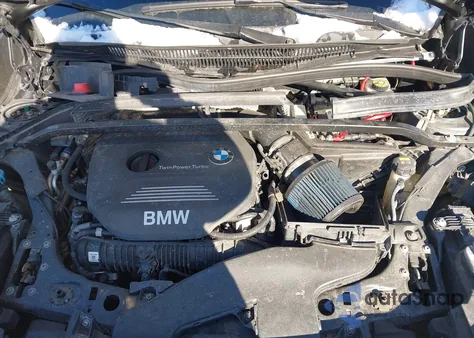 2016 BMW X1 xDrive28I z USA, uszkodzony, nr VIN WBXHT3C33G5F67436